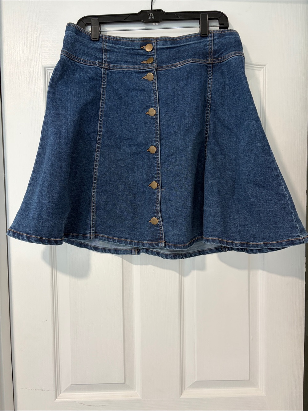 Draper James Blue Button-Front Circle Denim Skirt